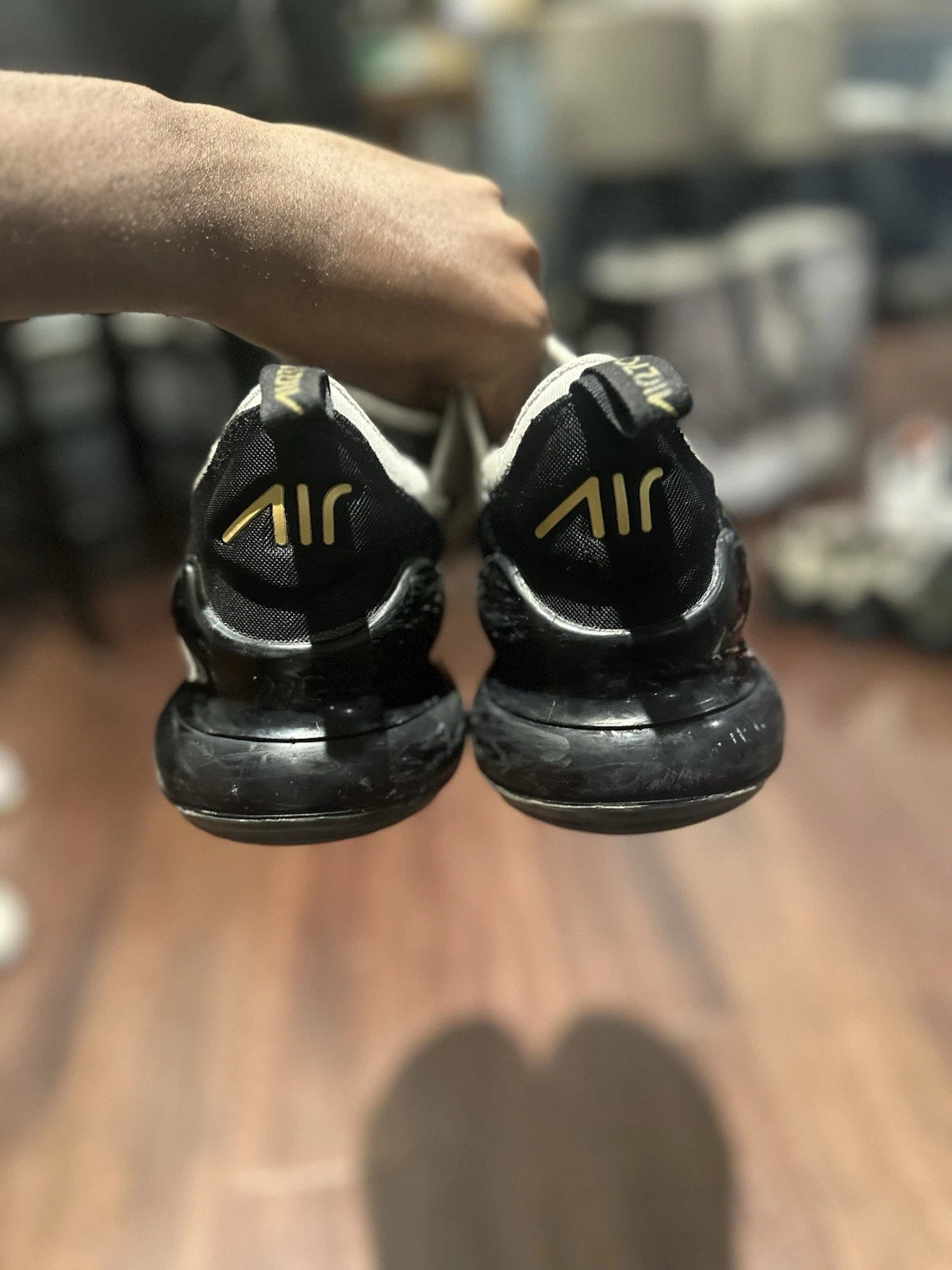 Nike Air Max 270 White/Metallic Gold/Black Size 10