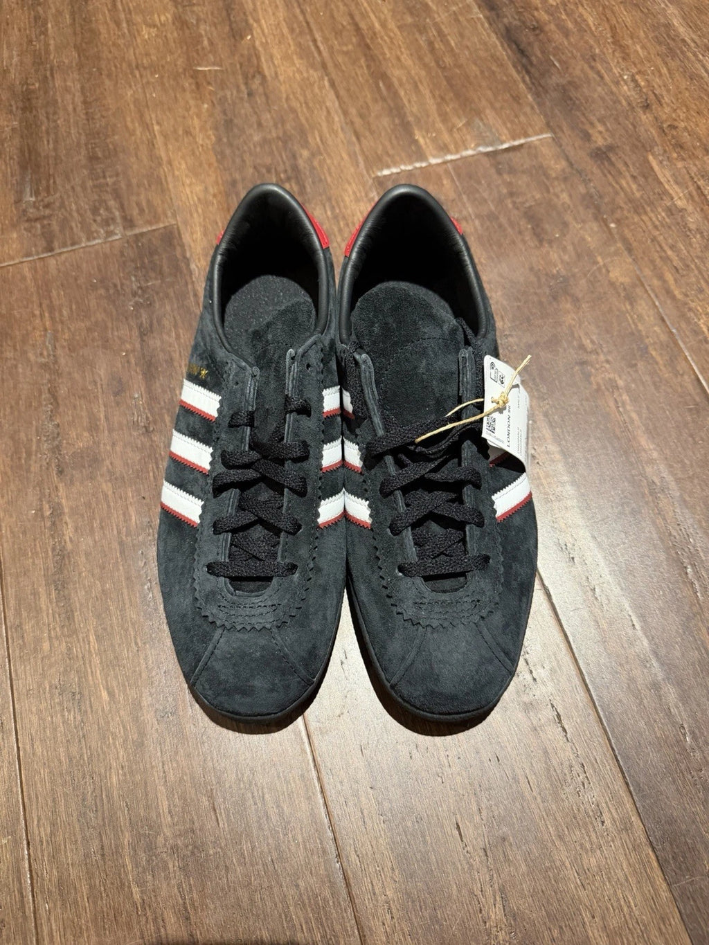 Adidas London 96 'Black Scarlet' size 5.5M/7W