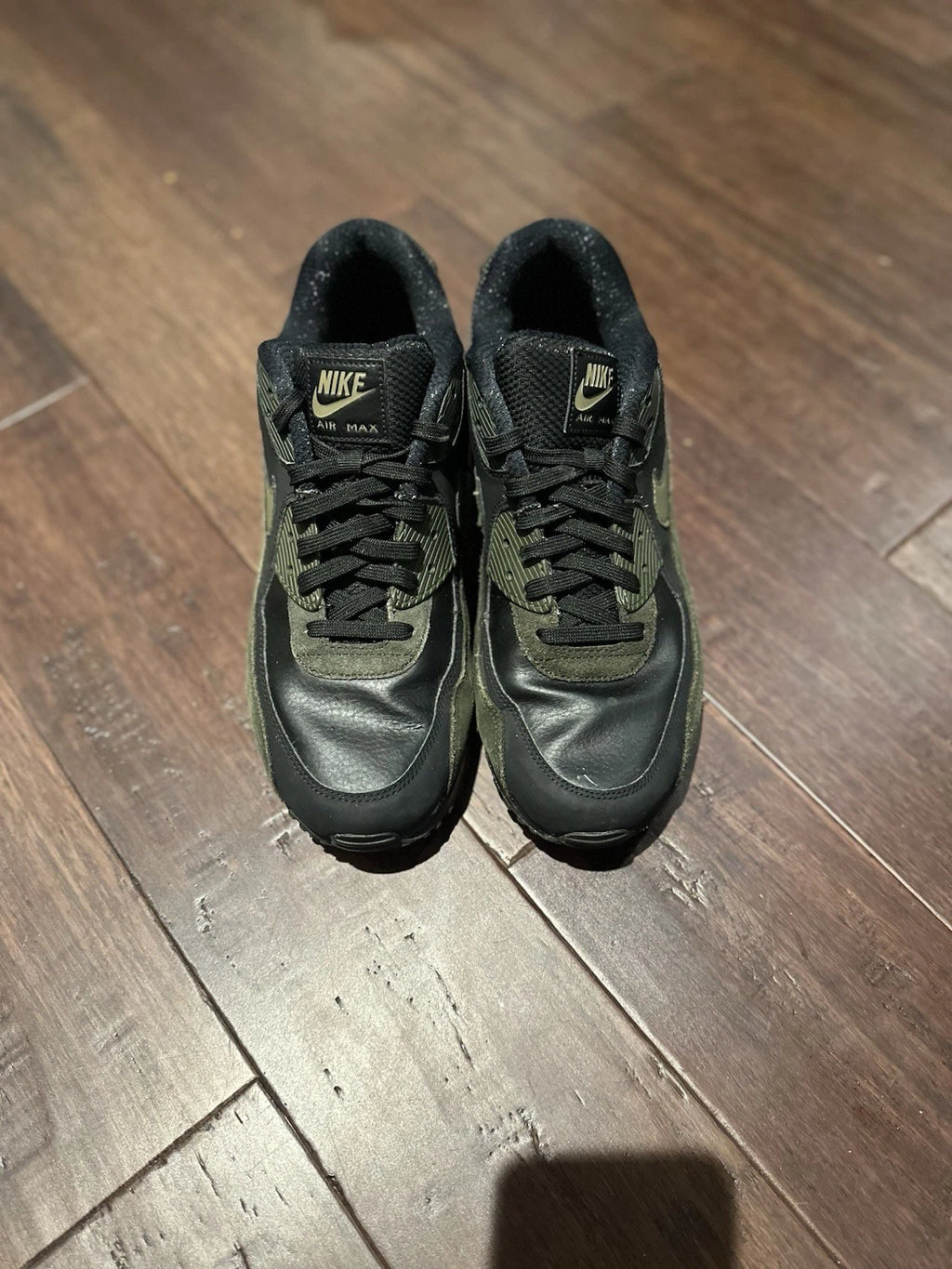 Nike Air Max 90 Leather Medium Olive Size 10.5