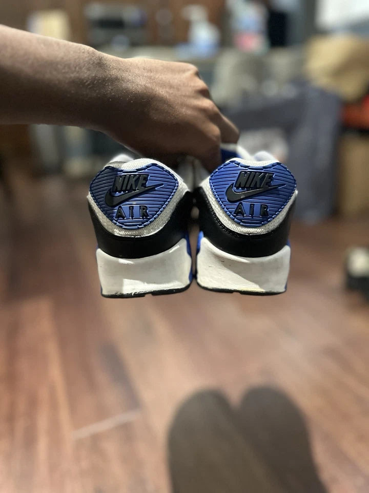Nike Air Max 90 Hyper Royal Size 9