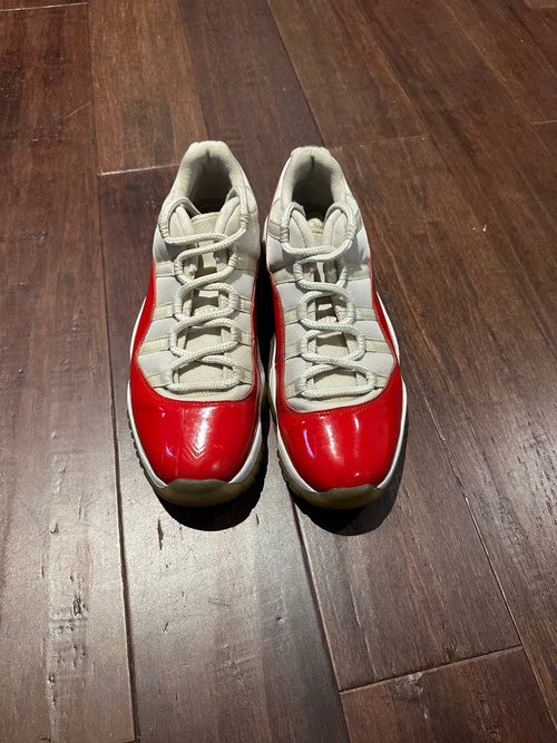 Jordan 11 Low Cherry - 528896-102 - US 11