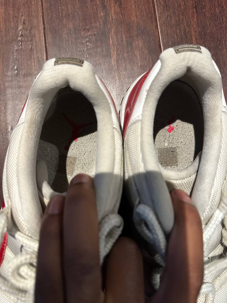 Jordan 11 Low Cherry - 528896-102 - US 11