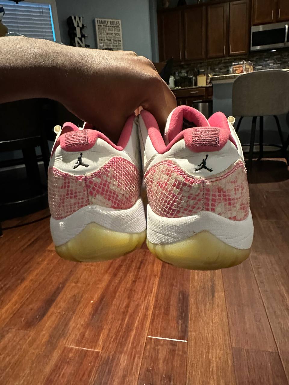 Jordan 11 Low Snakeskin Pink - AH7860-106 - US 10W